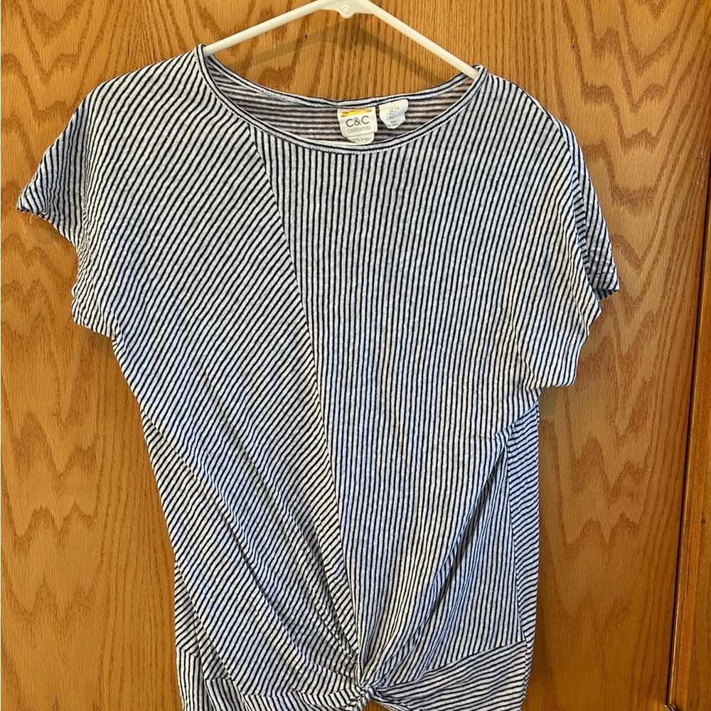 C&C California Women's linen Striped Top - Navy and White